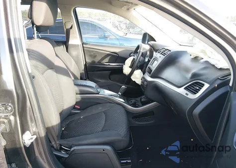 2018 Dodge Journey Se z USA, uszkodzony, nr VIN 3C4PDCAB6JT302398